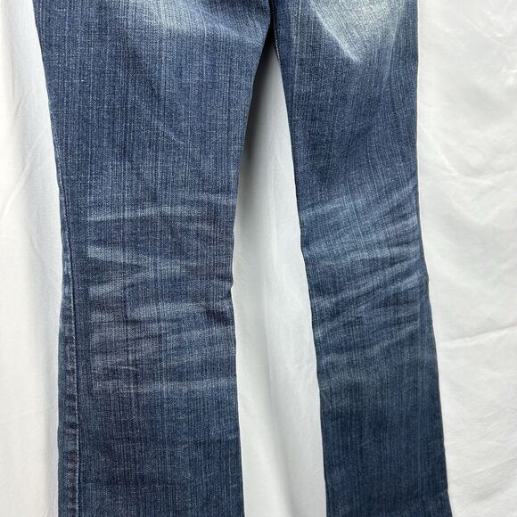 REFUGE RUNWAY Jeans 4R Everyday Boot Low Rise Distressed Whiskered Casual - Picture 11 of 16